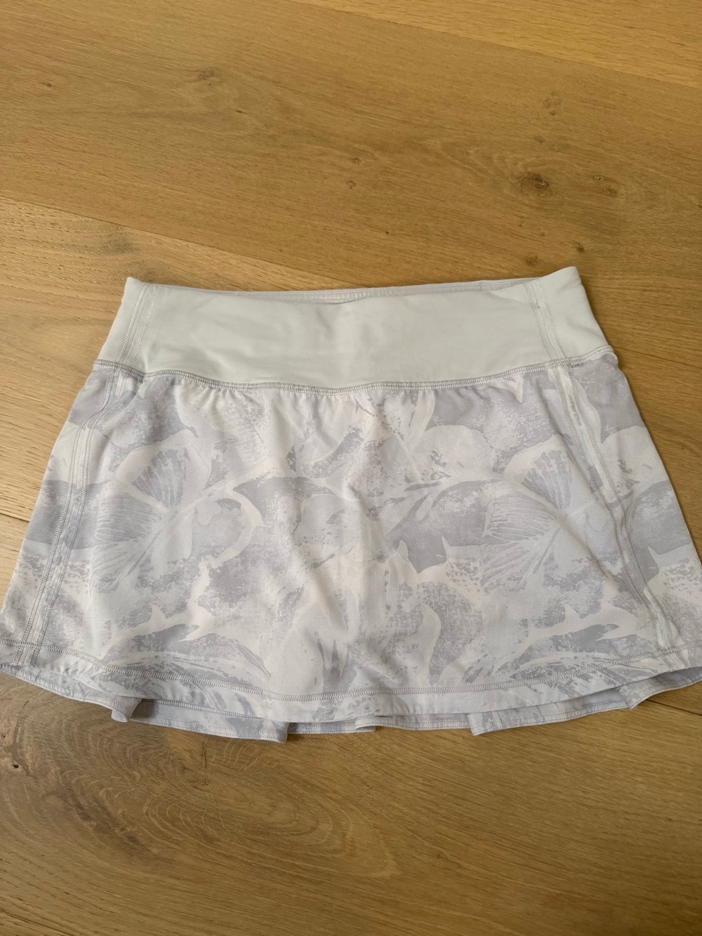 lululemon athletica White Floral Print Active Skort